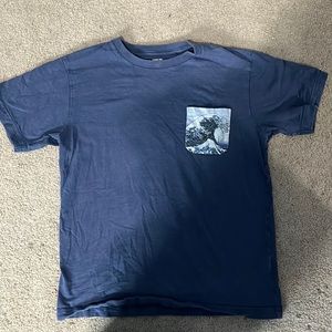 Uniqlo Hokusai Shirt (XS)